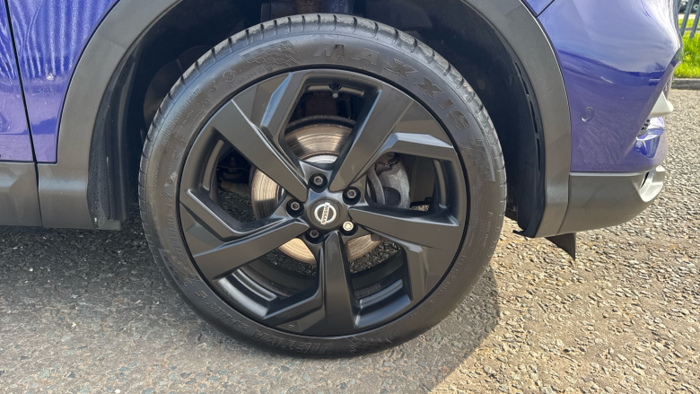 Nissan Qashqai 1.2 DiG-T Tekna 5dr Petrol Hatchback